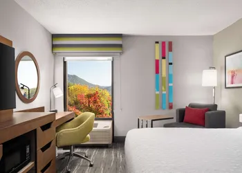 Hampton Inn Roanoke/Hollins - I-81 hotel thumbnail 8