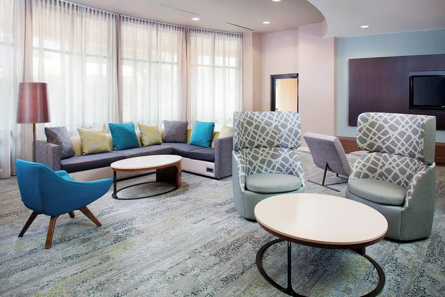 Courtyard by Marriott Roanoke Airport hotel detail image 2