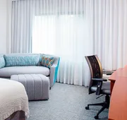 Courtyard by Marriott Roanoke Airport hotel detail image 5
