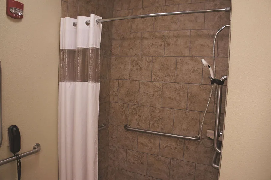 La Quinta Inn & Suites by Wyndham Bismarck hotel detail image 6
