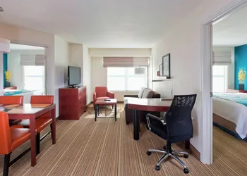 Residence Inn Bismarck North hotel thumbnail 8