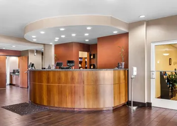 Comfort Suites Mount Vernon hotel thumbnail 5