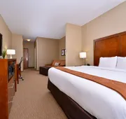 Comfort Suites Mount Vernon hotel detail image 7