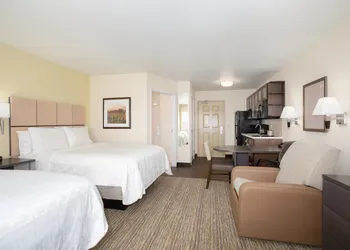 Candlewood Suites Cheyenne by IHG hotel thumbnail 7