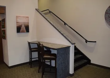 Days Inn by Wyndham Cadillac hotel thumbnail 2