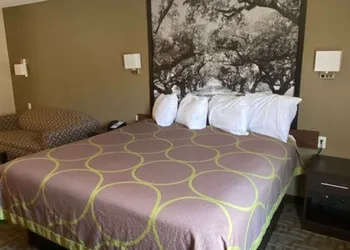 SureStay Hotel by Best Western Alexandria hotel thumbnail 5