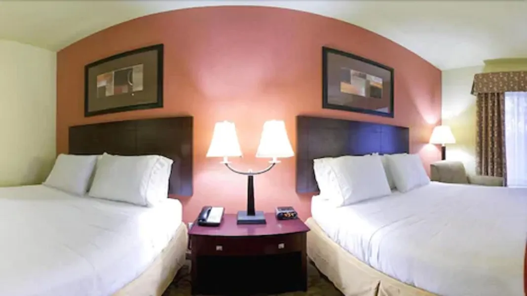 Holiday Inn Express & Suites Alexandria by IHG hotel detail image 2