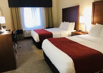 Comfort Inn South hotel thumbnail 8