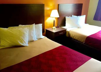 Rodeway Inn Willamette River hotel thumbnail 2