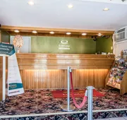 Econo Lodge Brattleboro South hotel detail image 3