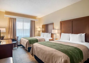 Comfort Inn Medford North hotel thumbnail 8