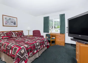 Travelodge by Wyndham Grants Pass hotel thumbnail 6