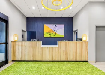 Spark by Hilton Lexington hotel thumbnail 2