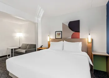 Spark by Hilton Lexington hotel thumbnail 4