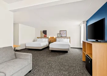 Spark by Hilton Lexington hotel thumbnail 6