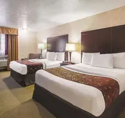 La Quinta Inn & Suites by Wyndham Woodburn hotel detail image 7