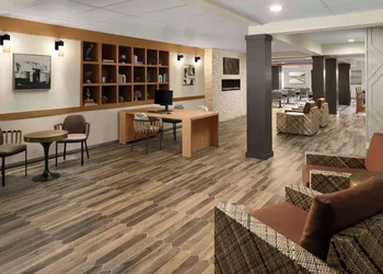 Doubletree by Hilton Salem hotel thumbnail 3