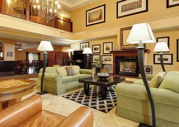 Phoenix Inn Suites - Albany hotel thumbnail 3
