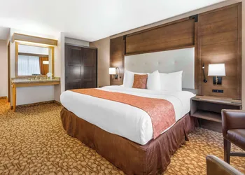 Best Western Plus Mill Creek Inn hotel thumbnail 7