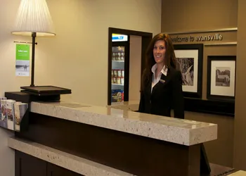 Hampton Inn Evansville hotel thumbnail 3