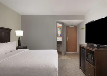 Hampton Inn Evansville hotel thumbnail 4