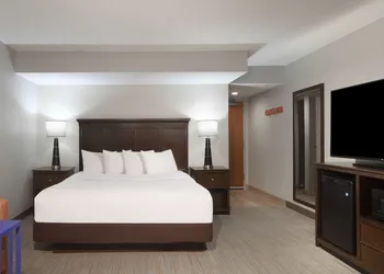 Hampton Inn Evansville hotel thumbnail 6