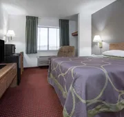 Super 8 by Wyndham Fond Du Lac hotel detail image 3