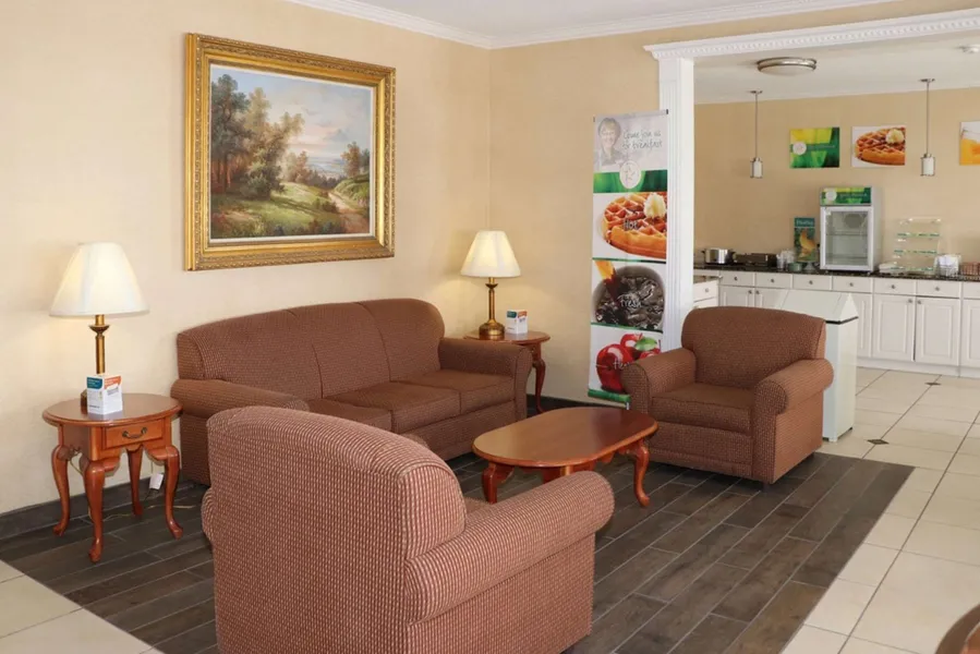 Quality Inn Evansville Eastland Area hotel detail image 2