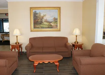 Quality Inn Evansville Eastland Area hotel thumbnail 3