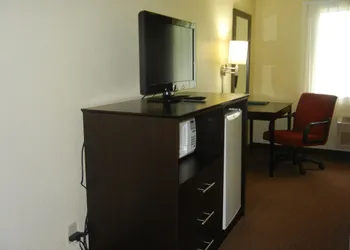 Quality Inn Evansville Eastland Area hotel thumbnail 4