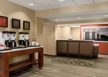 Hampton Inn By Hilton Wausau hotel thumbnail 3