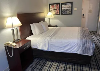 AmericInn by Wyndham Mosinee Central Wisconsin Airport hotel thumbnail 2