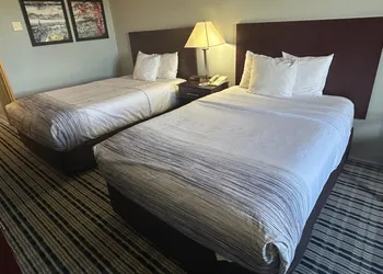 AmericInn by Wyndham Mosinee Central Wisconsin Airport hotel thumbnail 5