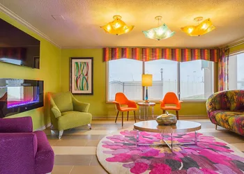 Clarion Inn & Suites Evansville Eastland Area hotel thumbnail 3