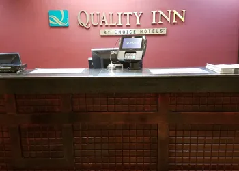 Quality Inn Alexandria hotel thumbnail 4