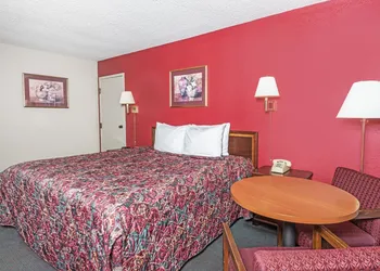 Days Inn by Wyndham New Market/I-81 hotel thumbnail 6