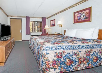 Days Inn by Wyndham New Market/I-81 hotel thumbnail 7