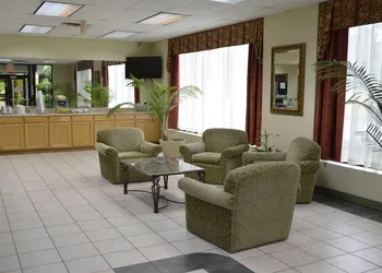 Days Inn by Wyndham Luray Shenandoah hotel thumbnail 4