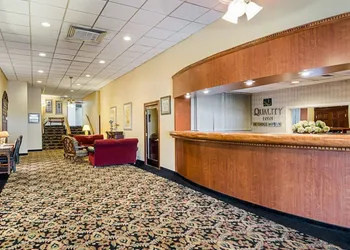 Quality Inn Shenandoah Valley hotel thumbnail 3