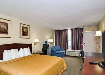 Quality Inn Shenandoah Valley hotel thumbnail 4