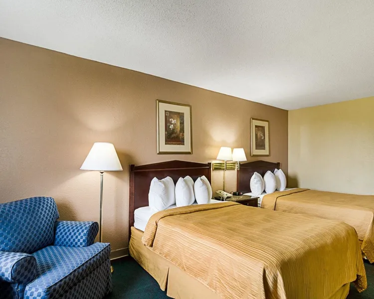 Quality Inn Shenandoah Valley hotel detail image 6