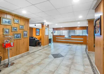 Howard Johnson by Wyndham Staunton hotel thumbnail 4