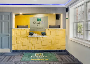 Quality Inn Waynesboro - Skyline Drive hotel thumbnail 4