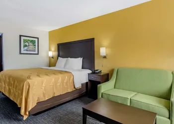 Quality Inn Verona - Staunton North hotel thumbnail 7