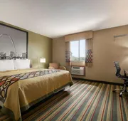 Super 8 by Wyndham Sikeston/Miner Area hotel detail image 4