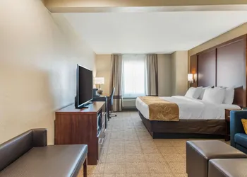 Comfort Inn & Suites Big Spring hotel thumbnail 5