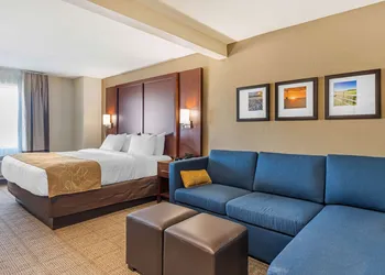 Comfort Inn & Suites Big Spring hotel thumbnail 6