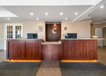 Comfort Suites Elizabethtown hotel thumbnail 4
