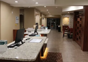 Comfort Suites Elizabethtown hotel thumbnail 5