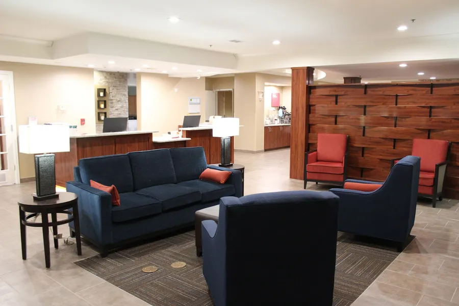 Comfort Suites Elizabethtown hotel detail image 6